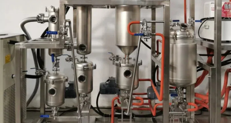 薄膜蒸發(fā)器雙冷凝系統(tǒng)