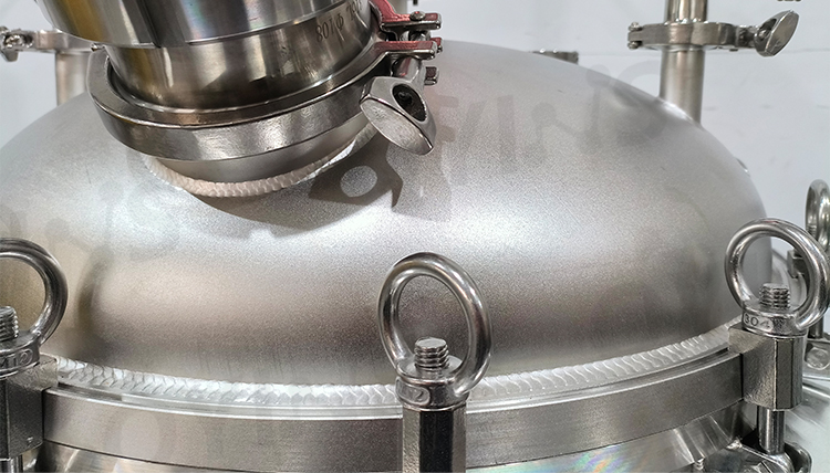 不銹鋼反應(yīng)釜15